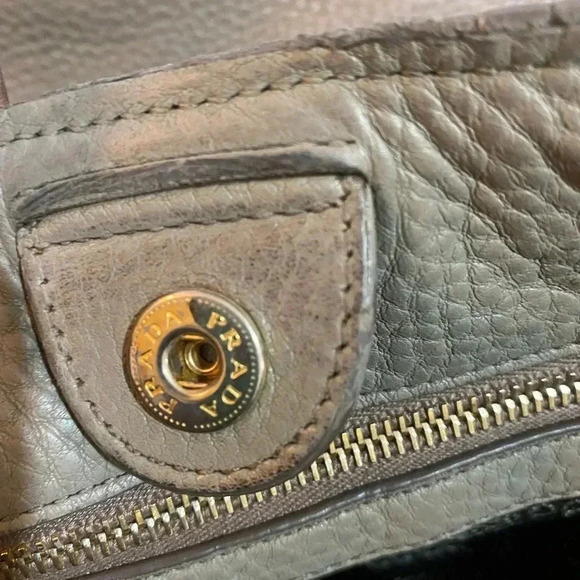 Prada gray pebbled leather satchel handbag - Picture 7 of 16